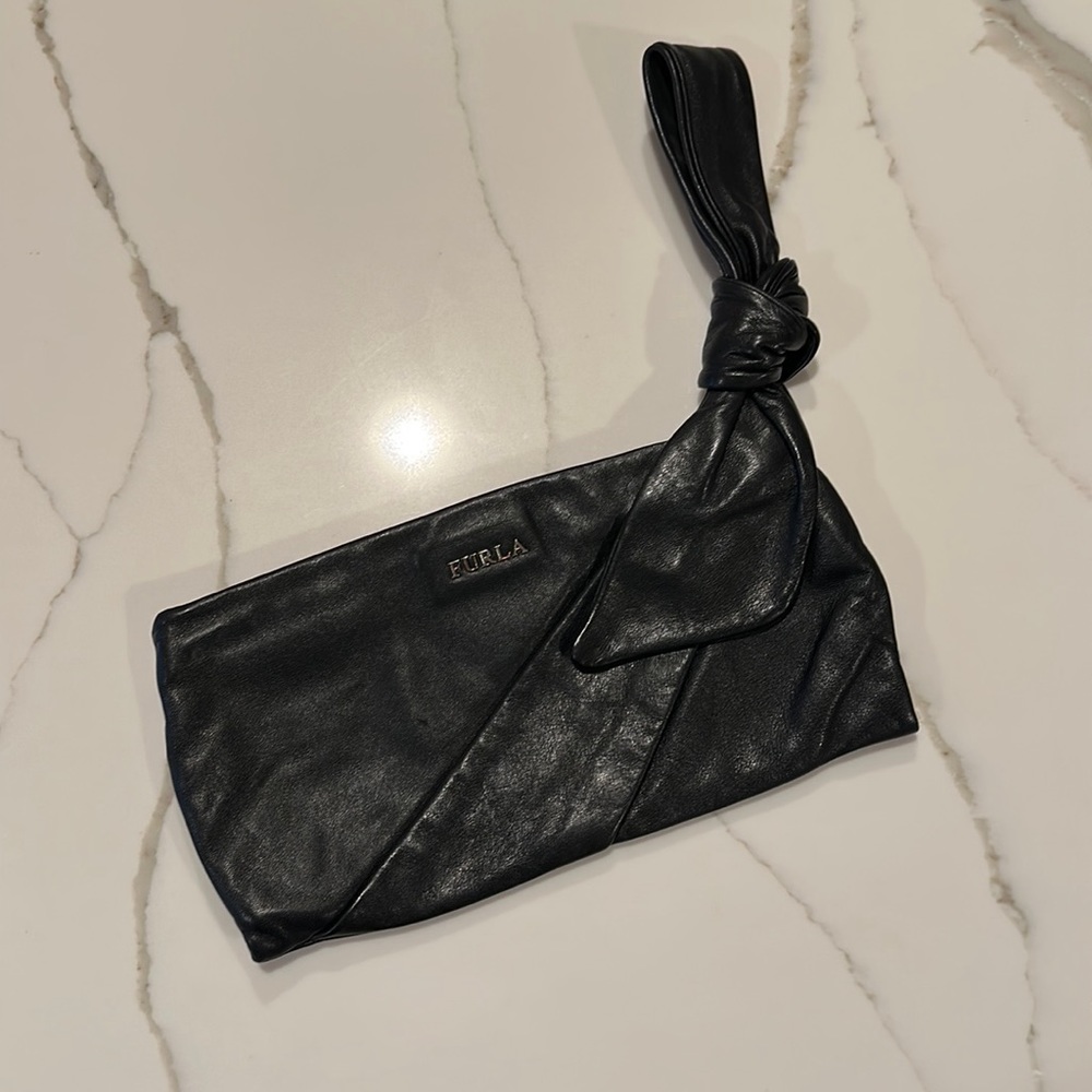 Wristlet